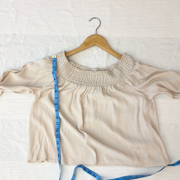 Aritzia Talula White Marcilly Off The Shoulder Top - Picture 8 of 16